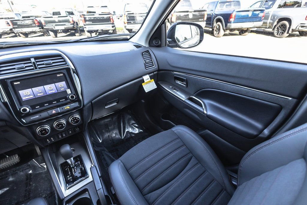 New 2026 Mitsubishi Outlander Sport SE AWD/4WD image 25