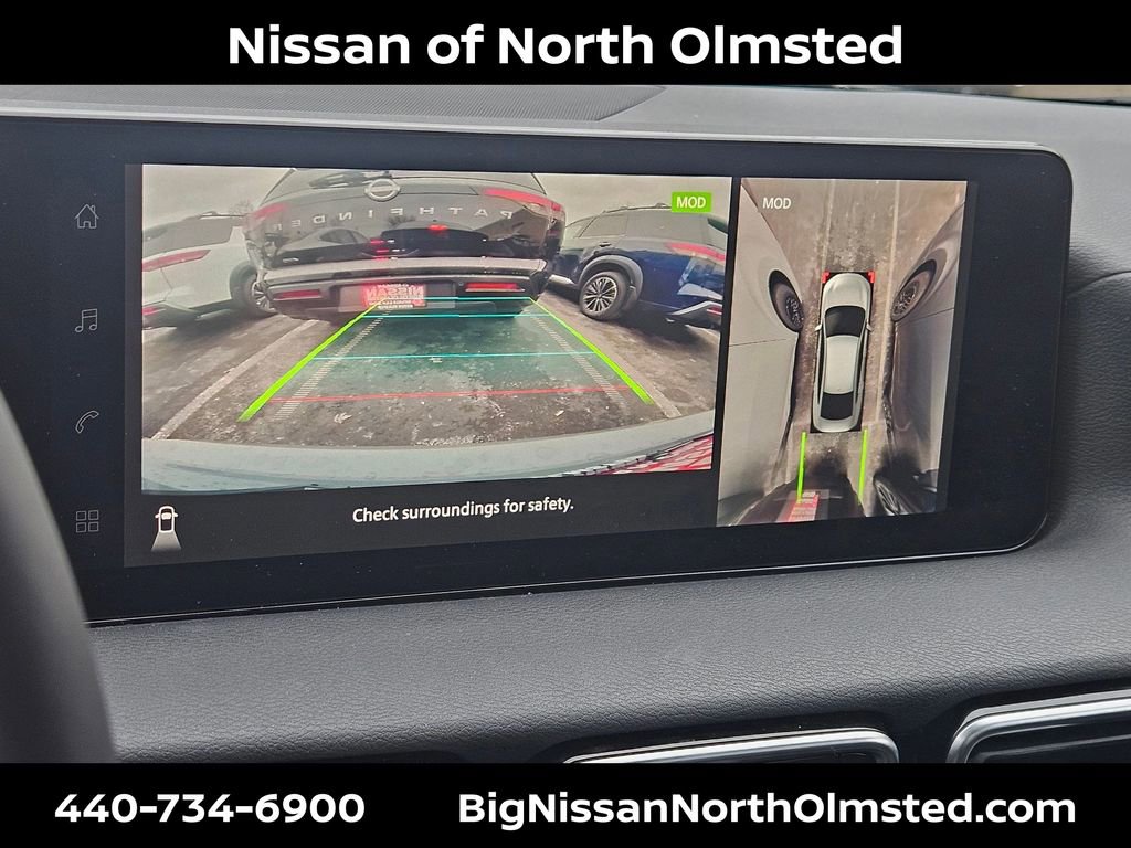New 2026 Nissan Sentra SR w/ SR Premium Package FWD image 16