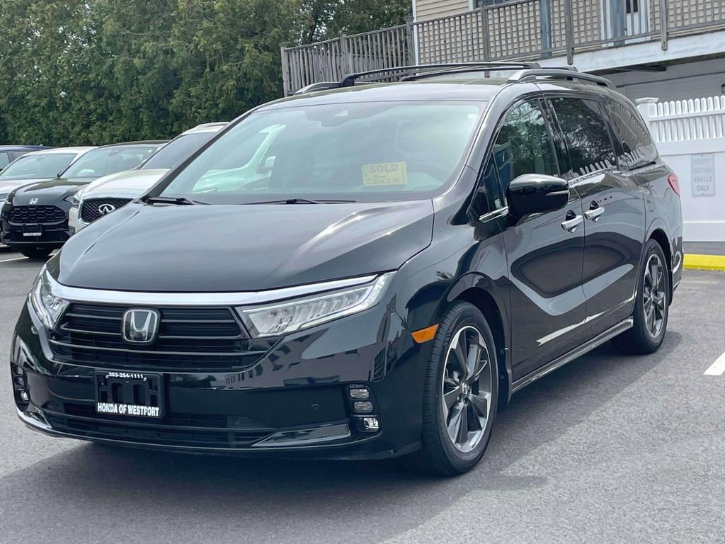 Certified 2023 Honda Odyssey Elite image 3