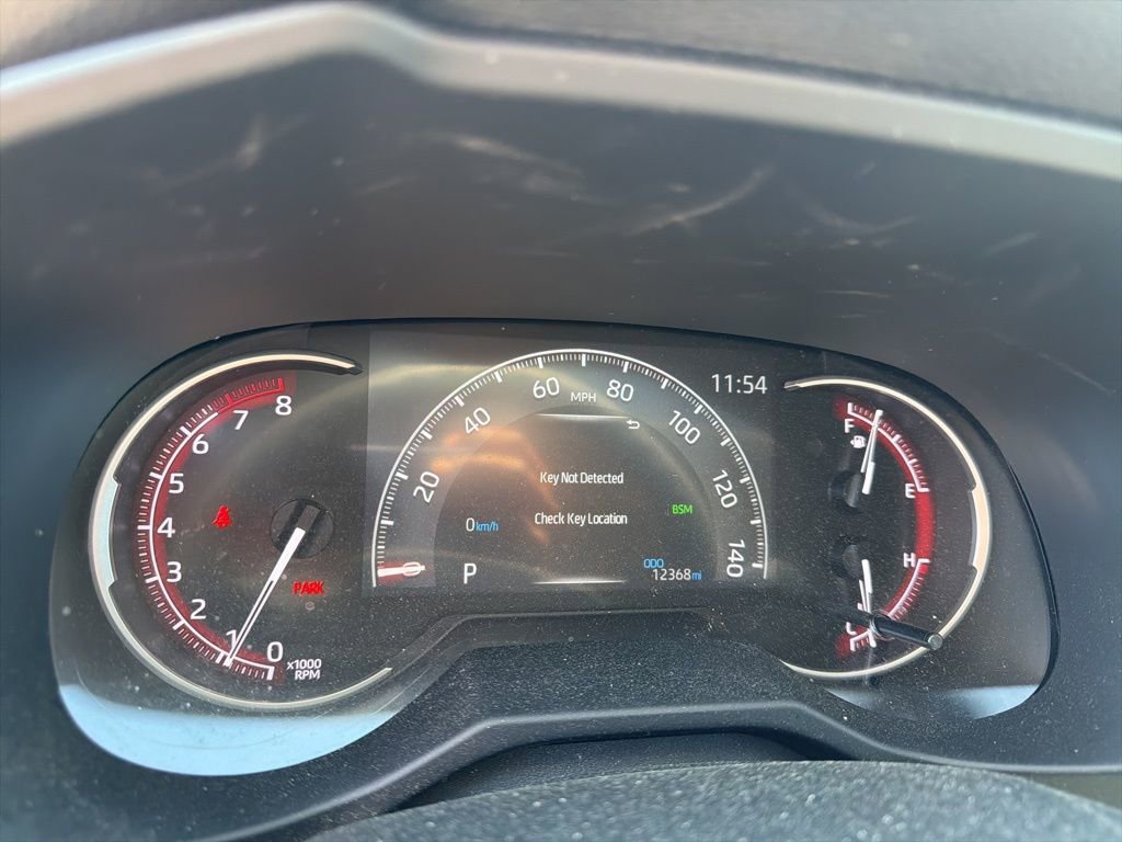 Used 2023 Toyota RAV4 XLE w/ Convenience Package AWD/4WD image 10