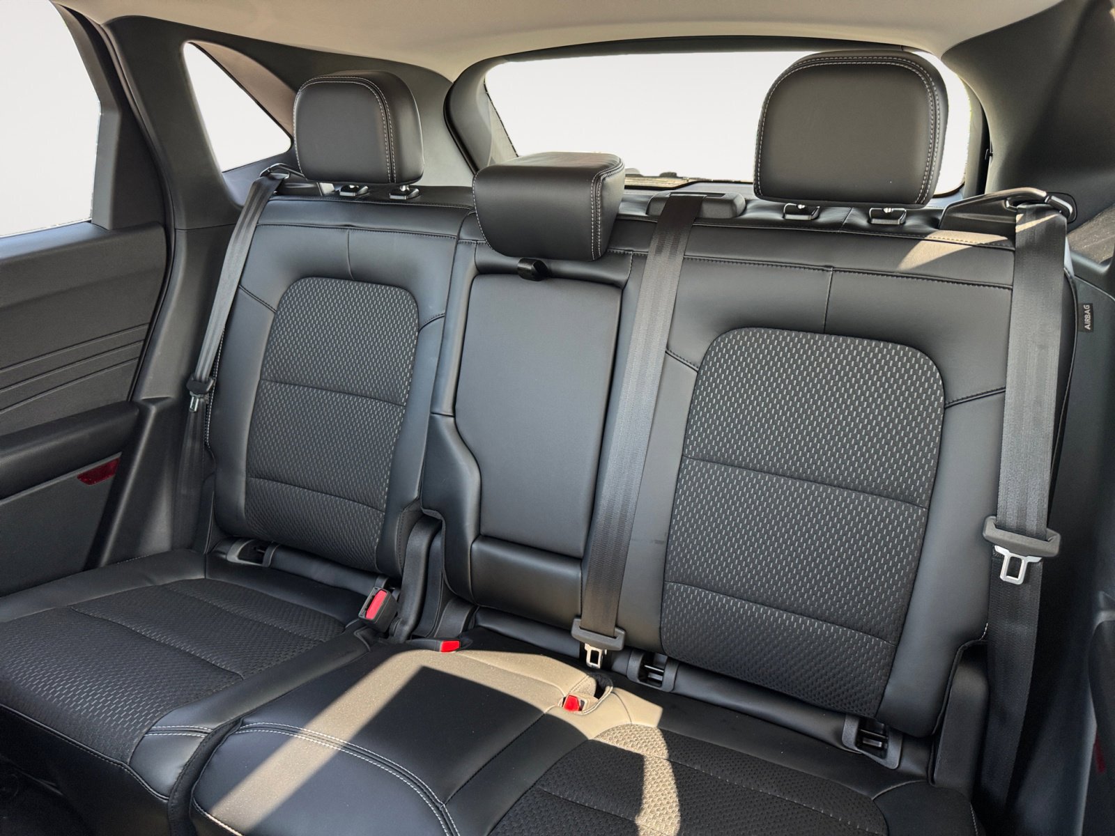 New 2025 Ford Escape SE image 16