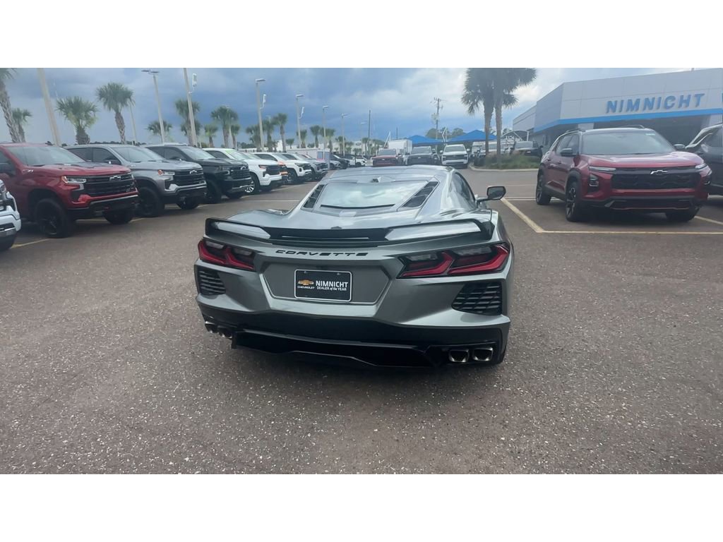 Used 2022 Chevrolet Corvette Stingray Preferred Cpe w/ Z51 Performance Package RWD image 3