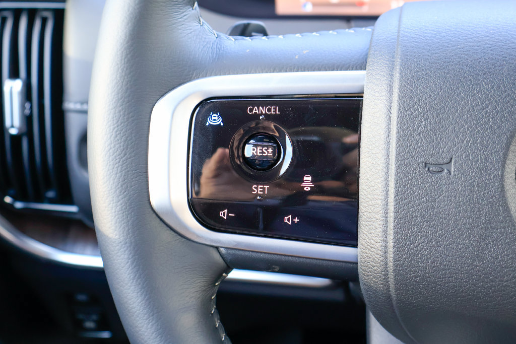 New 2026 Nissan Armada SL RWD image 11