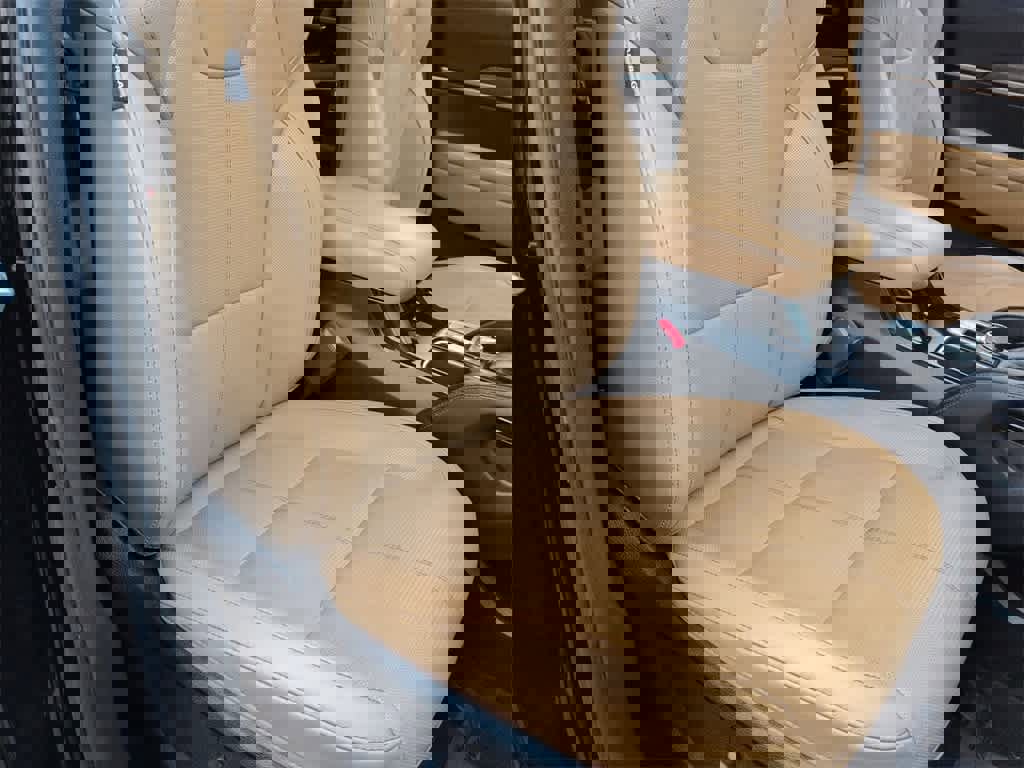 Used 2020 Kia Telluride SX w/ Towing Package image 24