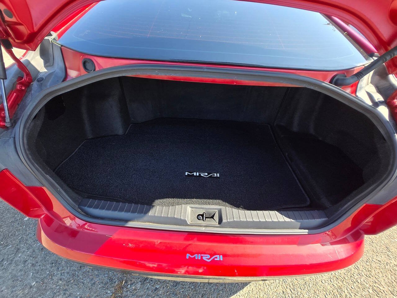 Used 2021 Toyota Mirai w/ Advanced Technology Package RWD image 27