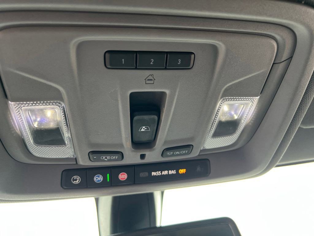 Used 2022 GMC Sierra 1500 SLT w/ SLT Convenience Package image 26