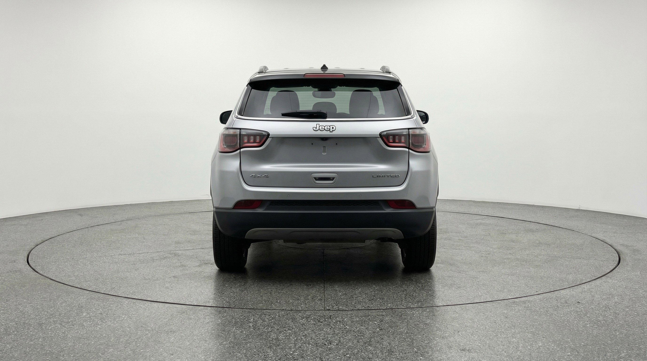 Used 2025 Jeep Compass Limited image 7