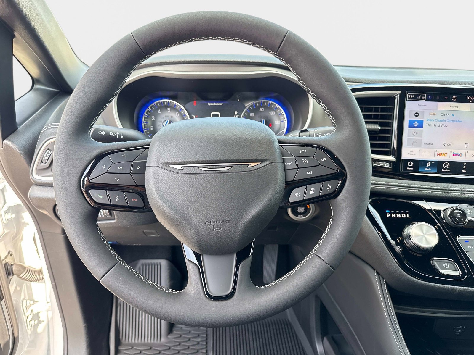 New 2027 Chrysler Pacifica Limited AWD/4WD image 26