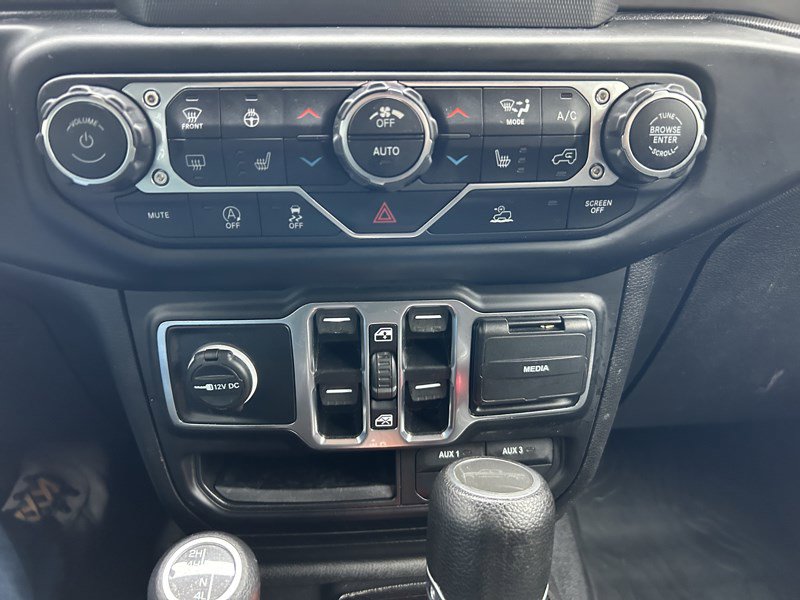 Used 2021 Jeep Gladiator Sport image 17