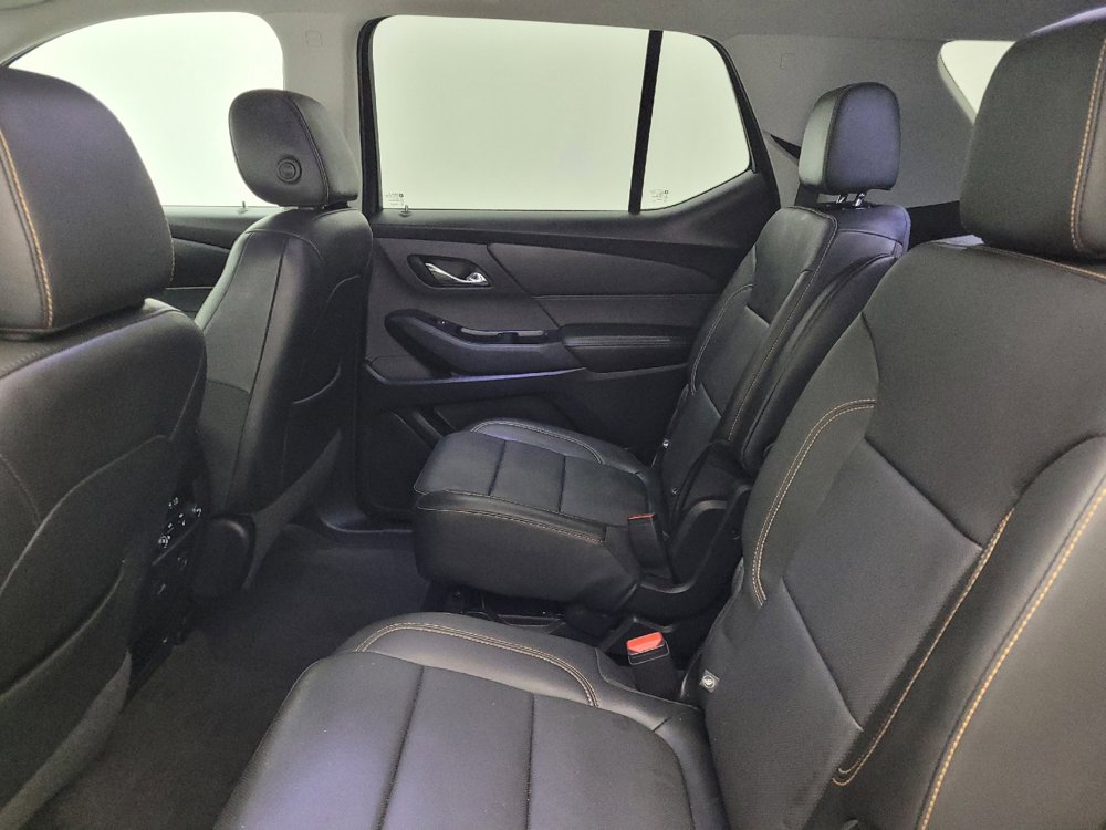 Used 2019 Chevrolet Traverse Premier w/ Driver Confidence II Package FWD image 18