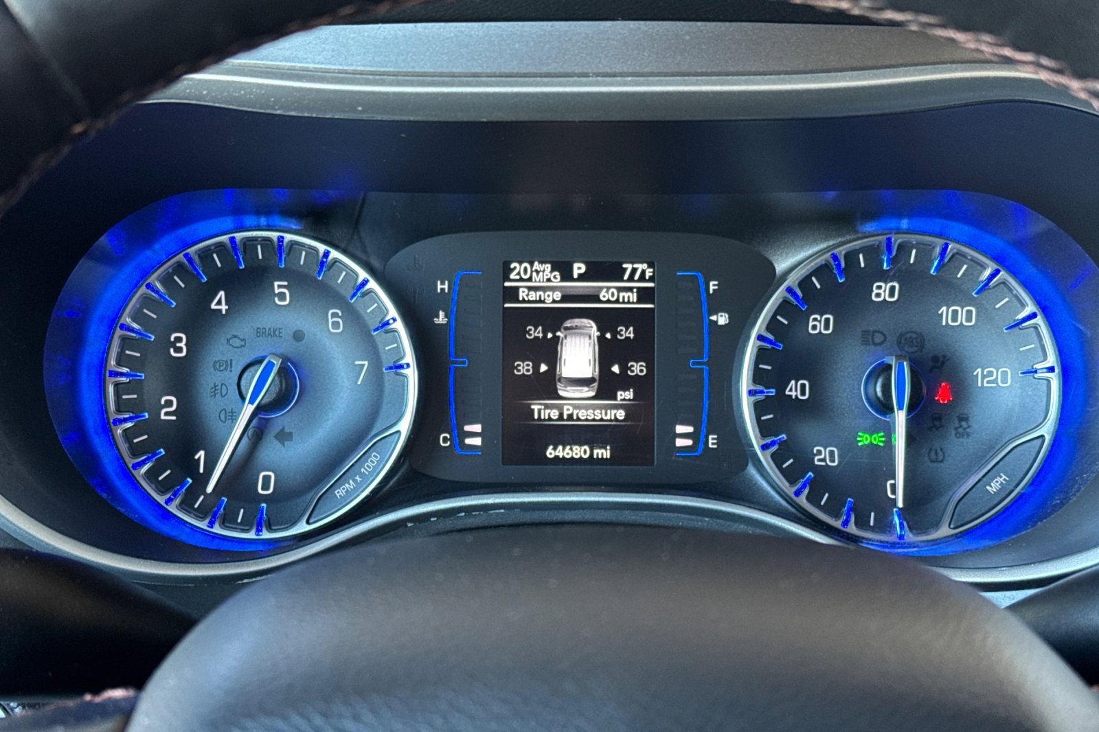 Used 2020 Chrysler Pacifica Touring-L w/ Tire & Wheel Group image 24