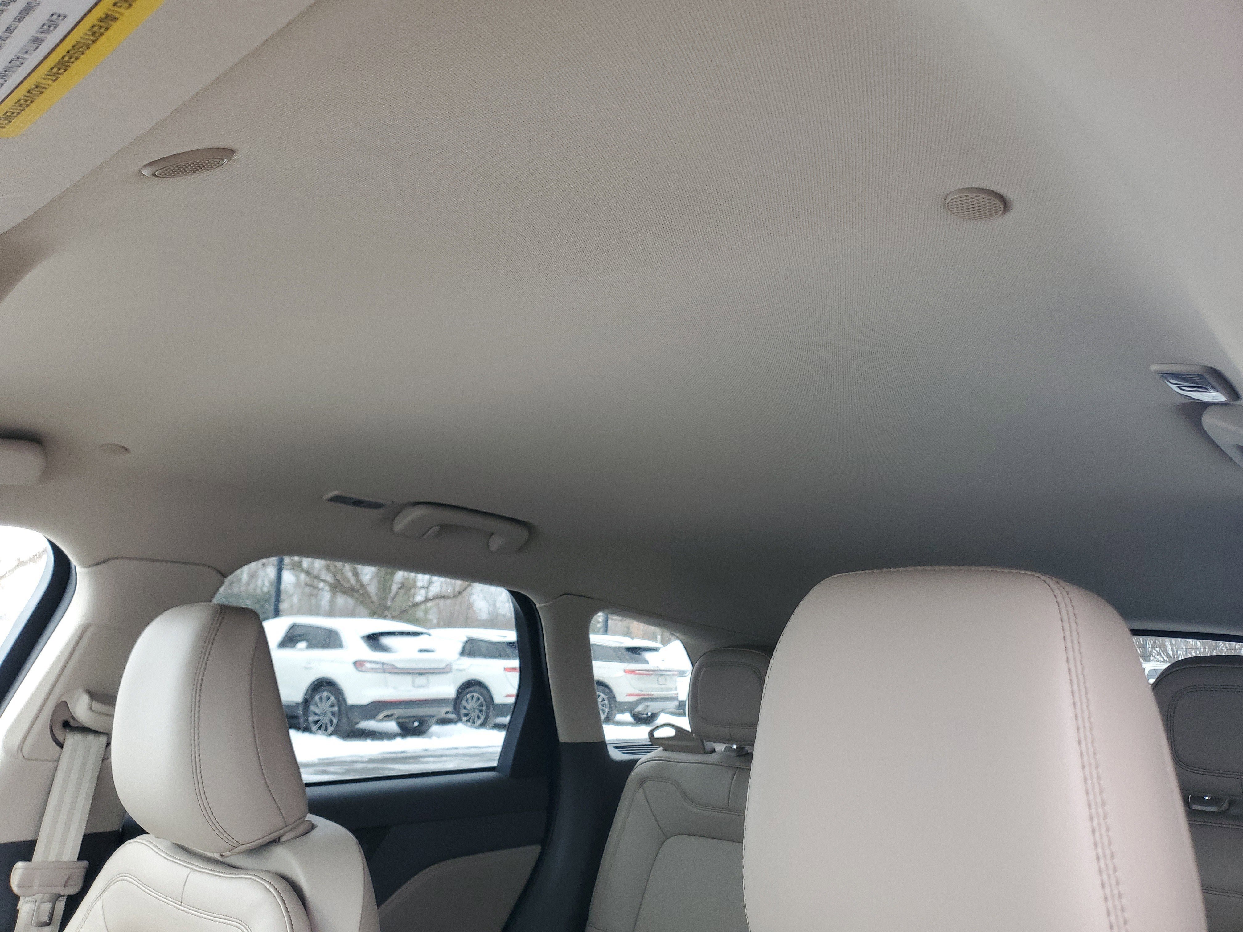 Certified 2024 Lincoln Corsair AWD image 11