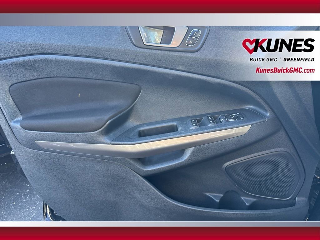 Used 2020 Ford EcoSport SE w/ SE Convenience Package image 26