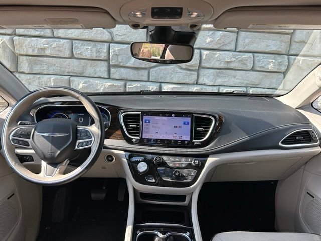 Certified 2021 Chrysler Pacifica Limited w/ Premium & Safety Sphere Group AWD/4WD image 10