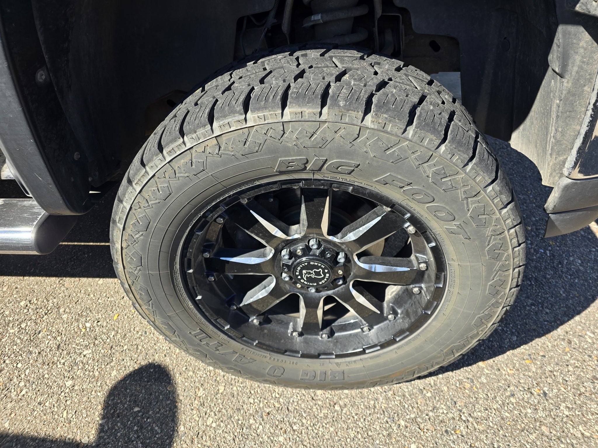 Used 2012 GMC Sierra 1500 SLT w/ All-Terrain Package AWD/4WD image 21