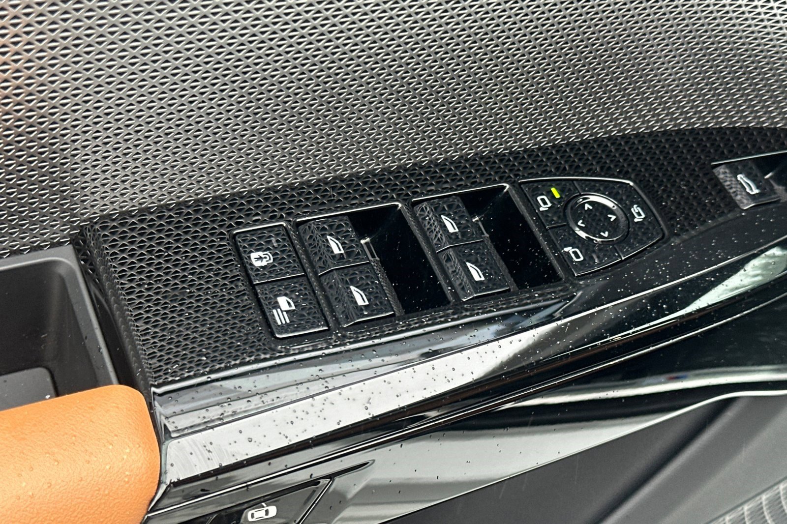 Certified 2025 BMW 740i RWD image 13