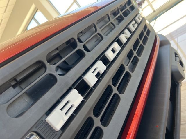 Used 2024 Ford Bronco Black Diamond AWD/4WD image 39