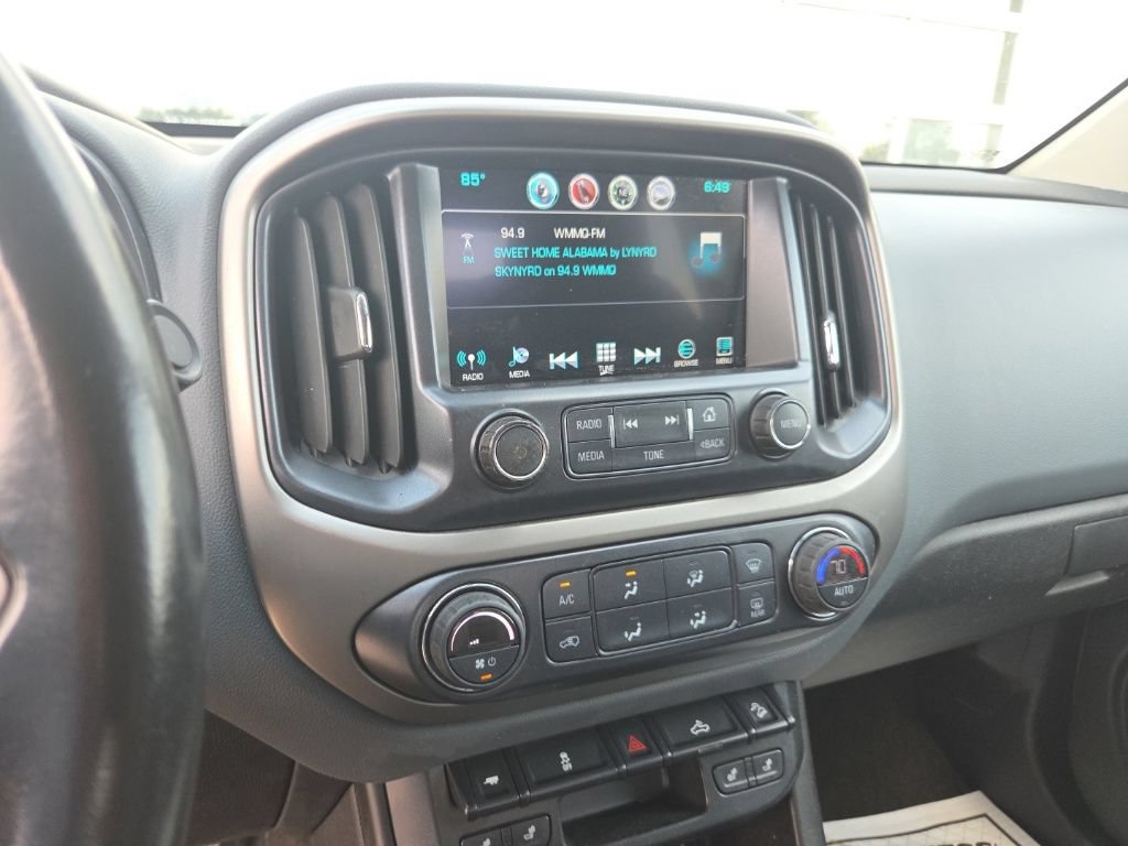 Used 2016 Chevrolet Colorado Z71 AWD/4WD image 16