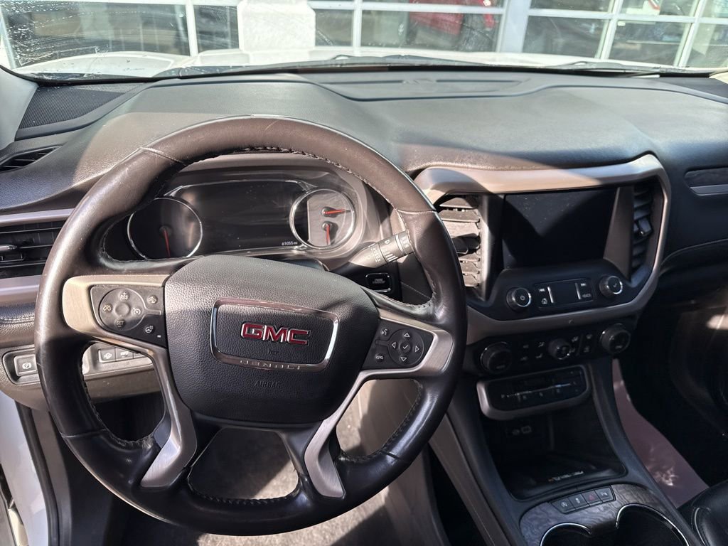 Used 2020 GMC Acadia Denali w/ Denali Ultimate Package image 10