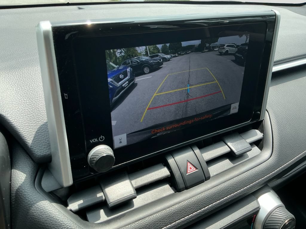 Used 2025 Toyota RAV4 XLE AWD/4WD image 26