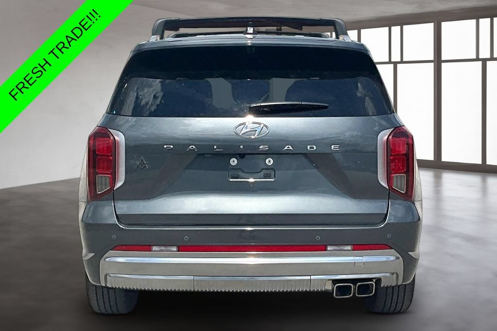 Used 2024 Hyundai Palisade Calligraphy FWD image 5
