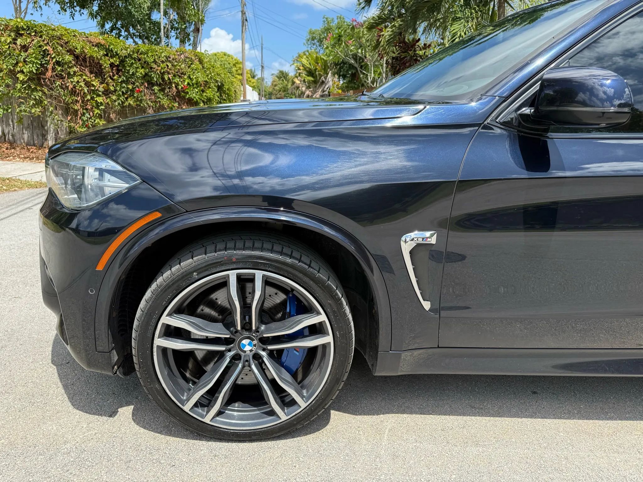 Used 2017 BMW X5 M w/ Premium Package image 8