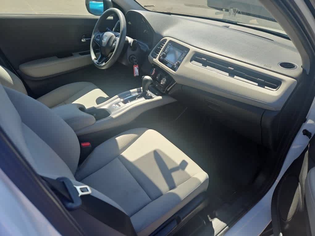 Used 2021 Honda HR-V LX image 13