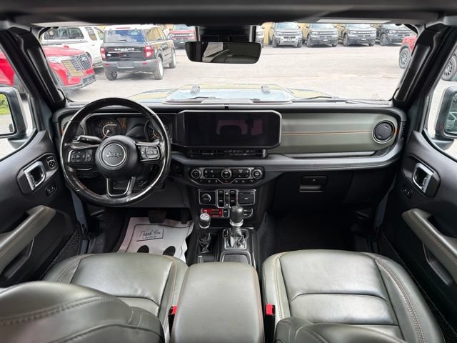 Used 2024 Jeep Gladiator Mojave AWD/4WD image 42