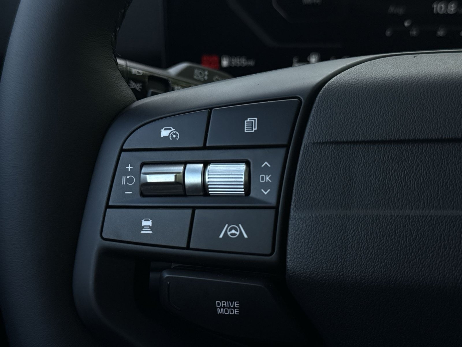 New 2026 Kia Sportage SX FWD image 38