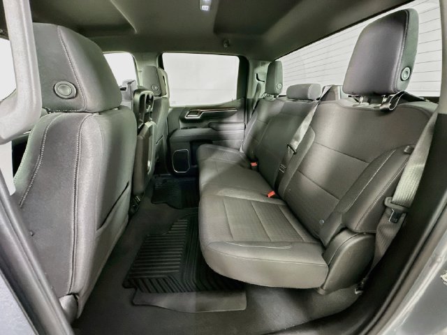 Used 2026 Chevrolet Silverado 1500 LT AWD/4WD image 29