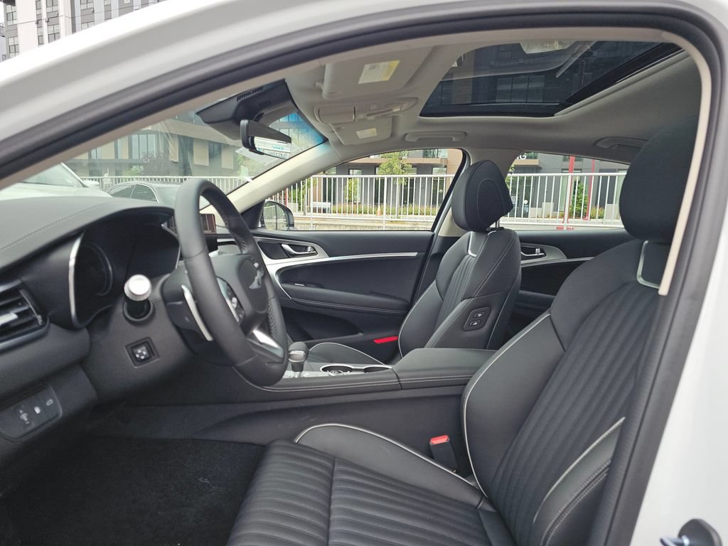 Certified 2026 Genesis G70 2.5T Prestige AWD/4WD image 21