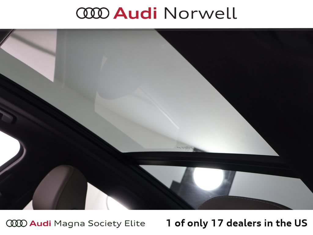 Used 2025 Audi Q5 Premium w/ Convenience Package AWD/4WD image 10