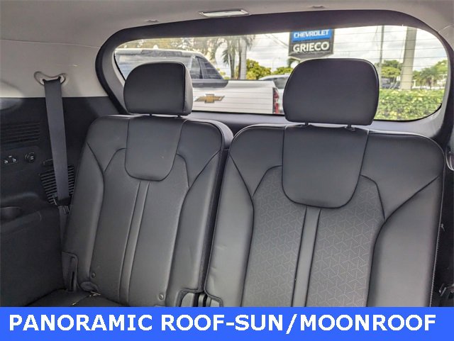Used 2023 Kia Sorento SX image 8
