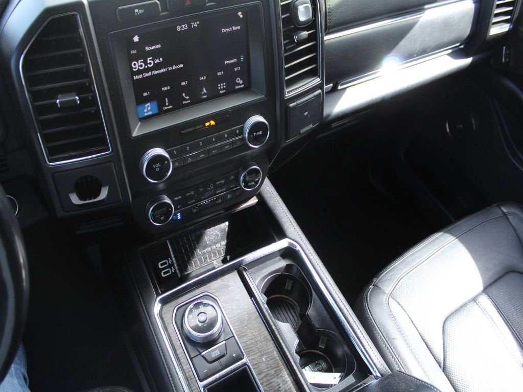 Used 2019 Ford Expedition Limited image 22