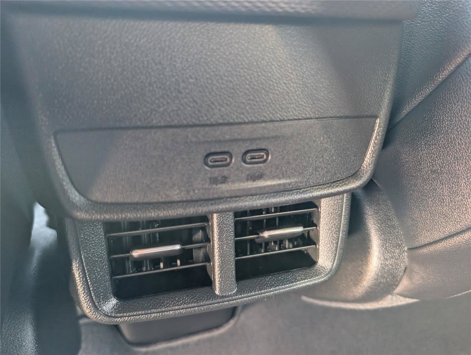 Used 2025 Chevrolet Equinox LT w/ Convenience Package II AWD/4WD image 16