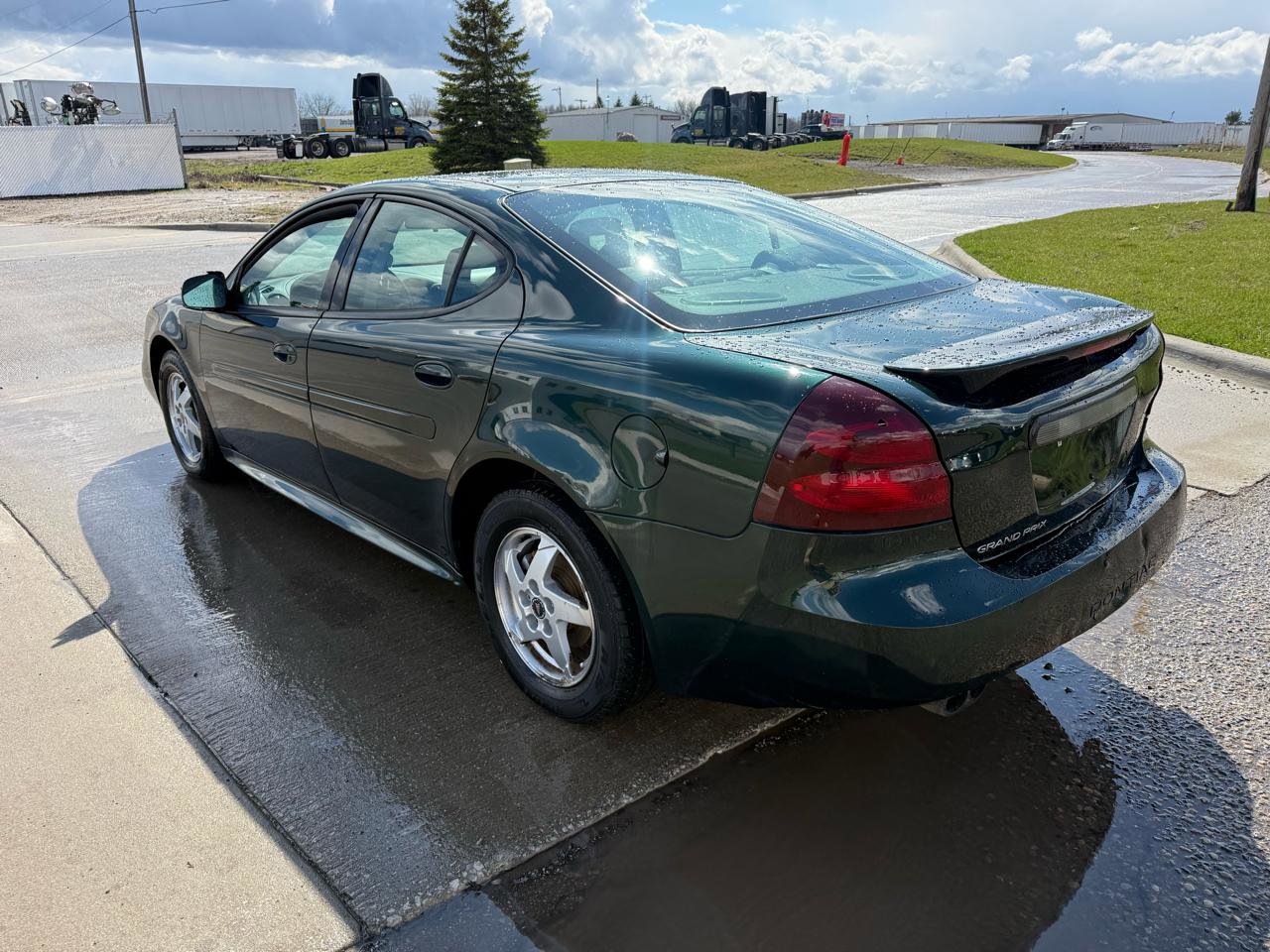 Used 2004 Pontiac Grand Prix GT2 w/ Leather Trim Pkg image 5