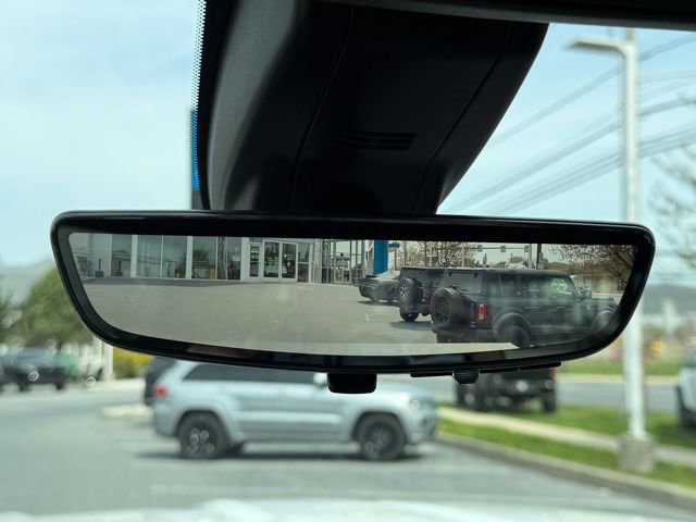 Used 2022 GMC Sierra 3500 Denali w/ Technology Package AWD/4WD image 10