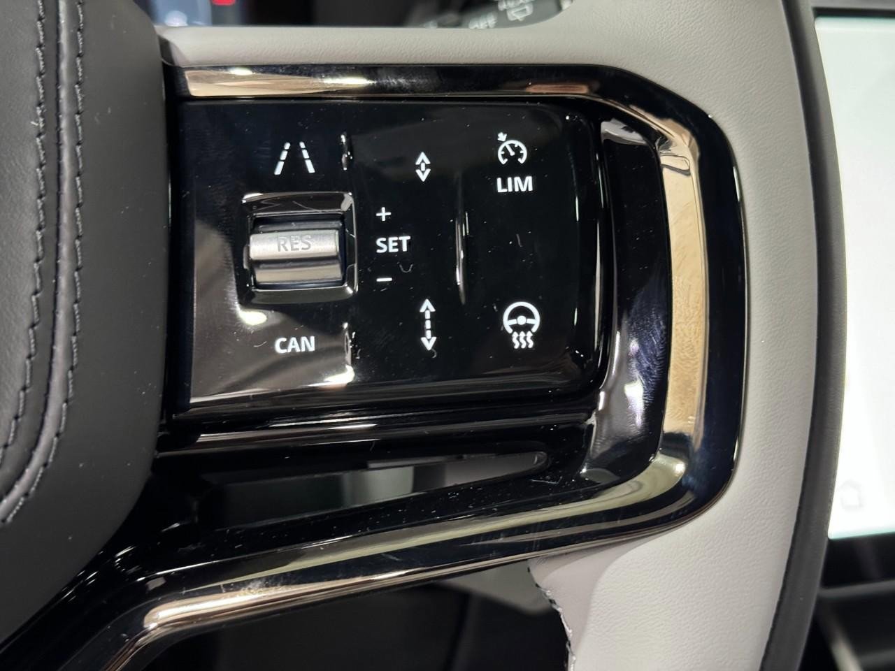 New 2026 Land Rover Range Rover Velar S image 31