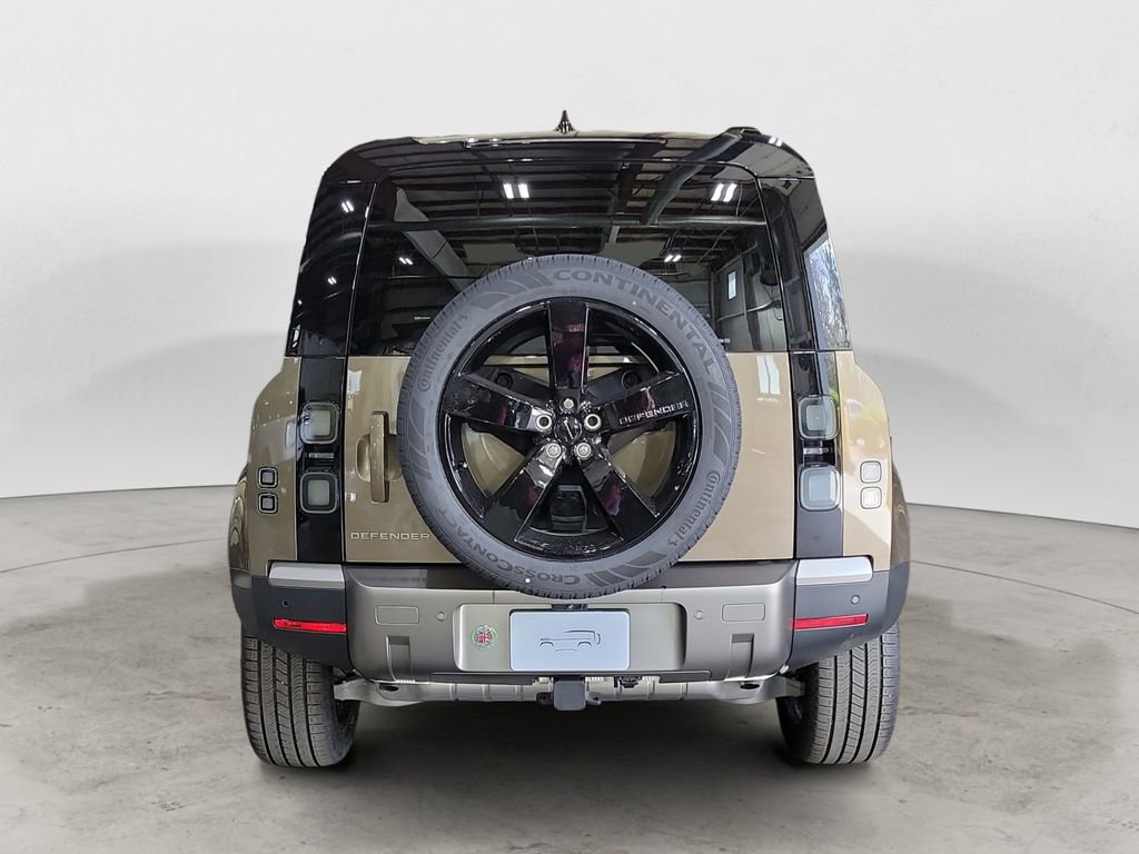 New 2026 Land Rover Defender 110 S AWD/4WD image 4