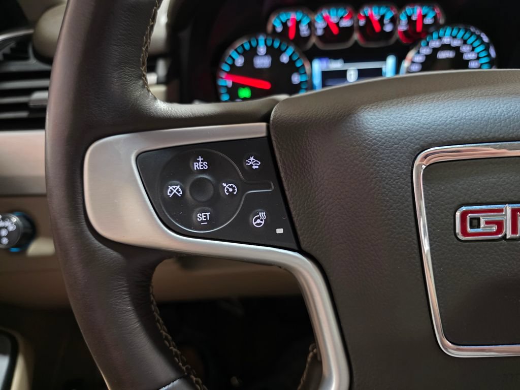 Used 2018 GMC Yukon SLT w/ Premium Edition AWD/4WD image 28