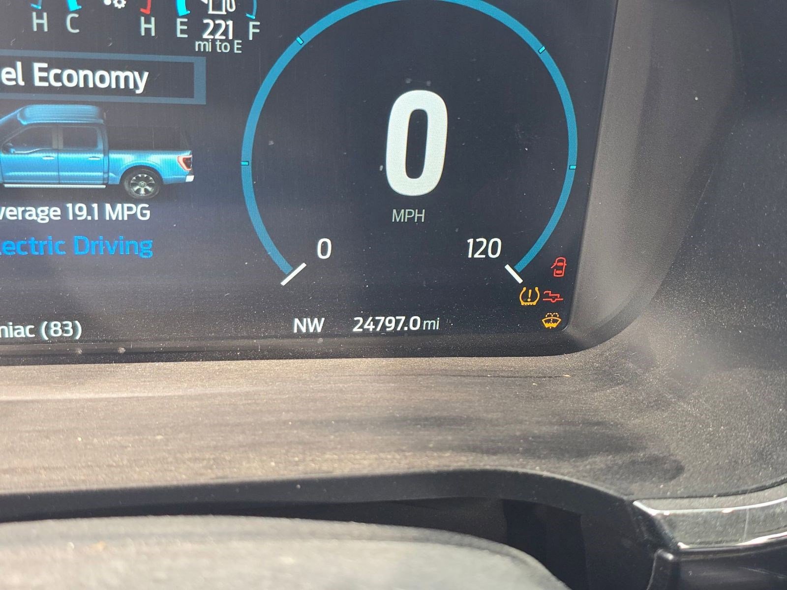 Used 2023 Ford F150 Lariat w/ Equipment Group 502A High image 19