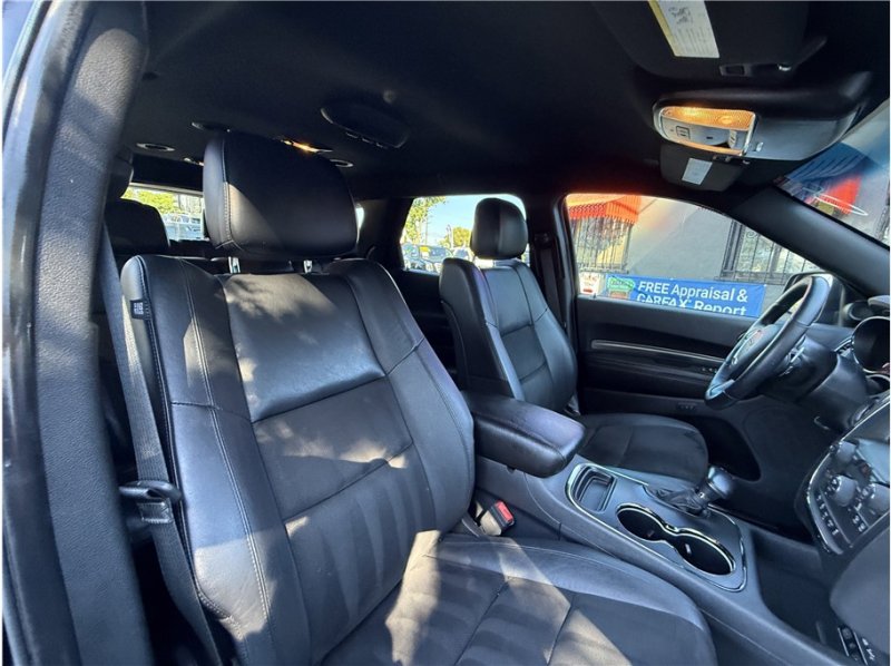 Used 2019 Dodge Durango GT image 38