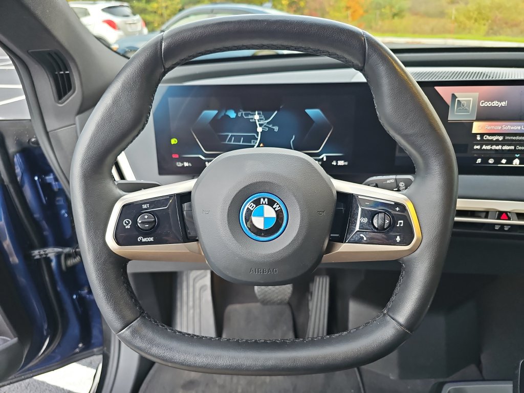 Certified 2024 BMW iX xDrive50 w/ Convenience Package AWD/4WD image 17