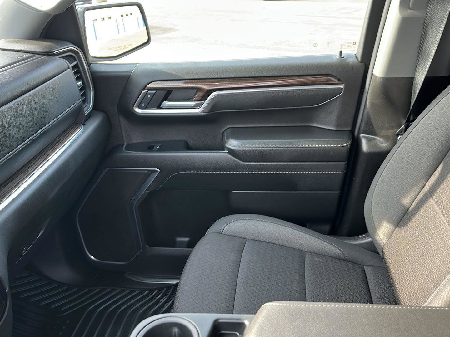 Used 2025 Chevrolet Silverado 1500 LT w/ Work Truck Package image 35