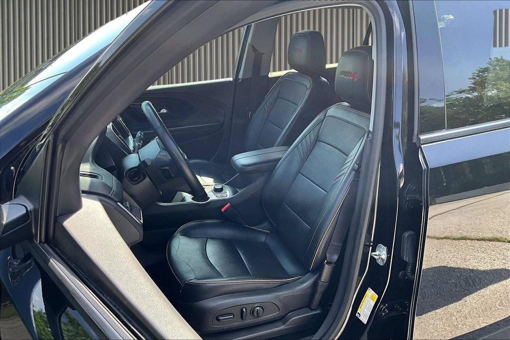 Used 2023 GMC Terrain AT4 AWD/4WD image 25