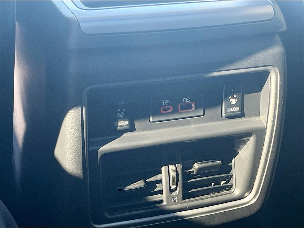 Used 2024 Nissan Murano SL image 27