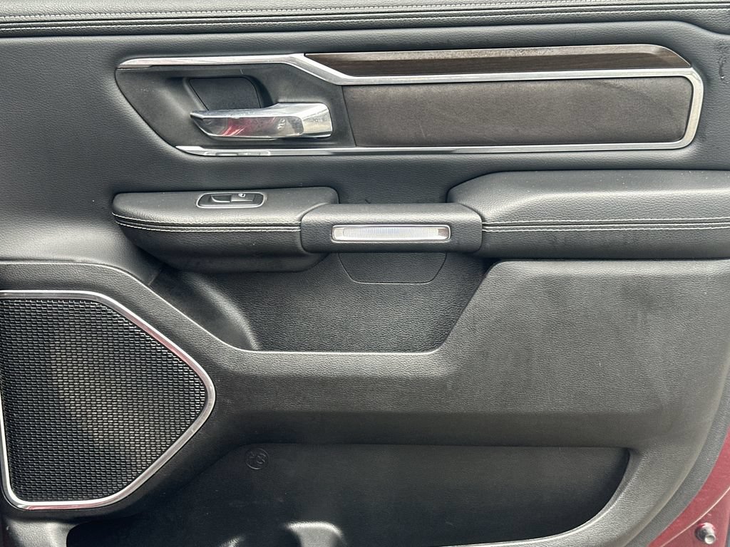 Used 2022 RAM 1500 Laramie AWD/4WD image 17