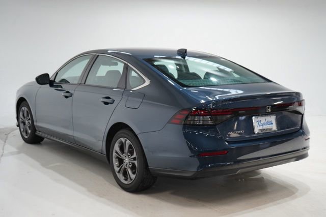 Used 2023 Honda Accord EX image 5