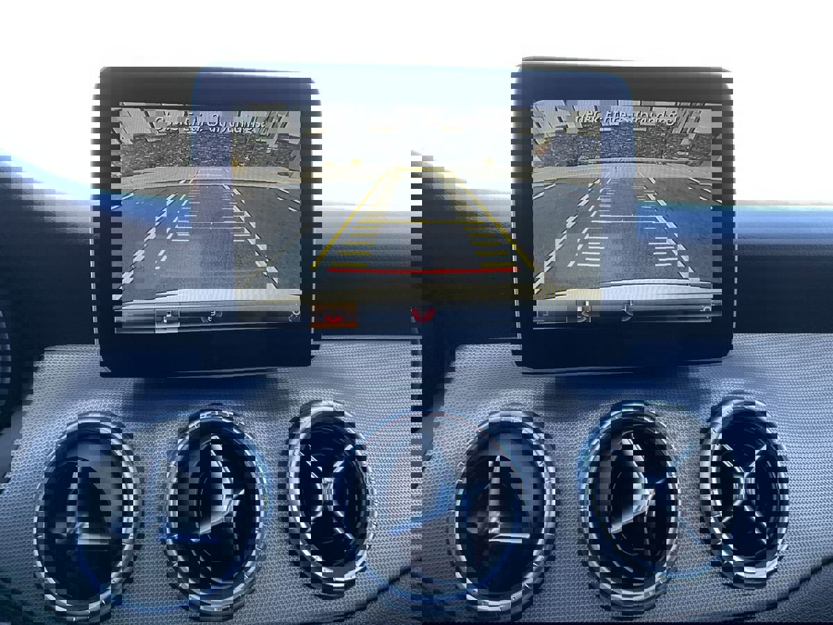 Used 2018 Mercedes-Benz CLA 250 4MATIC image 23