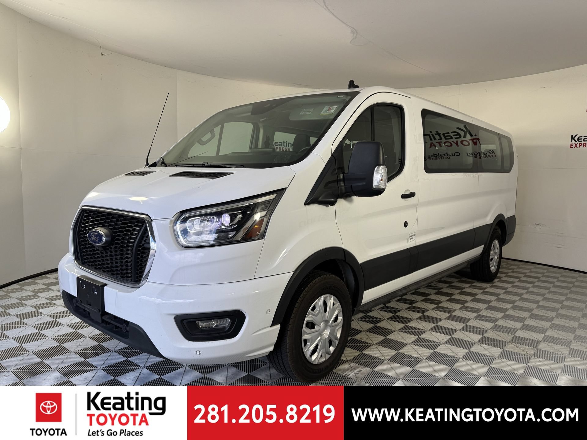 Used 2023 Ford Transit 350 XLT RWD image 9